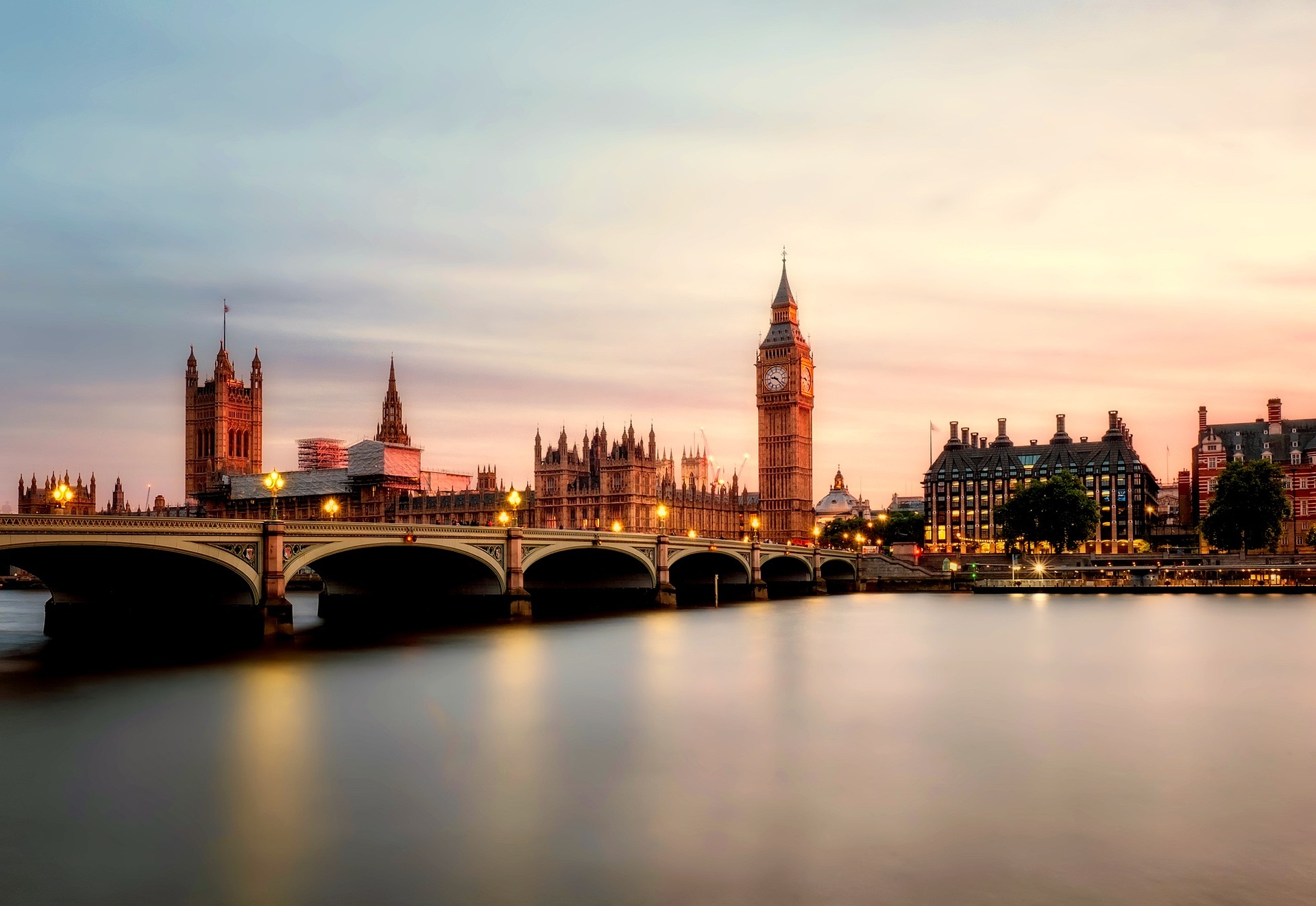 Tani wyjazd do Londynu