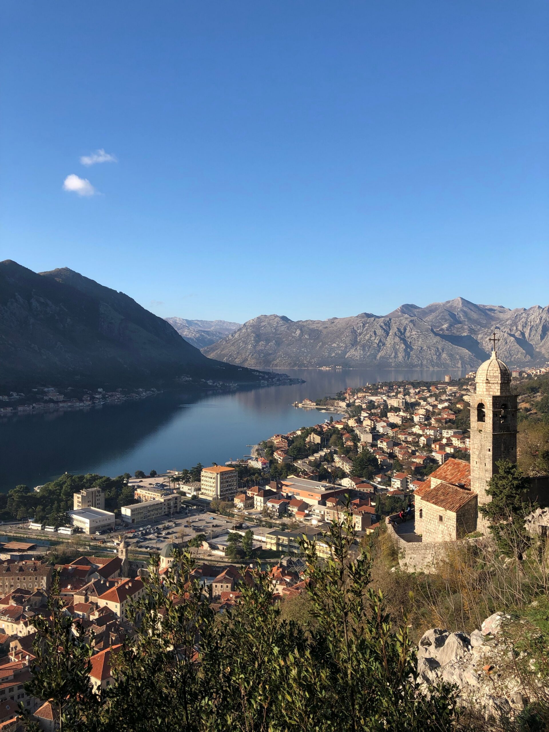 Widok na Kotor z twierdzy św. Jana