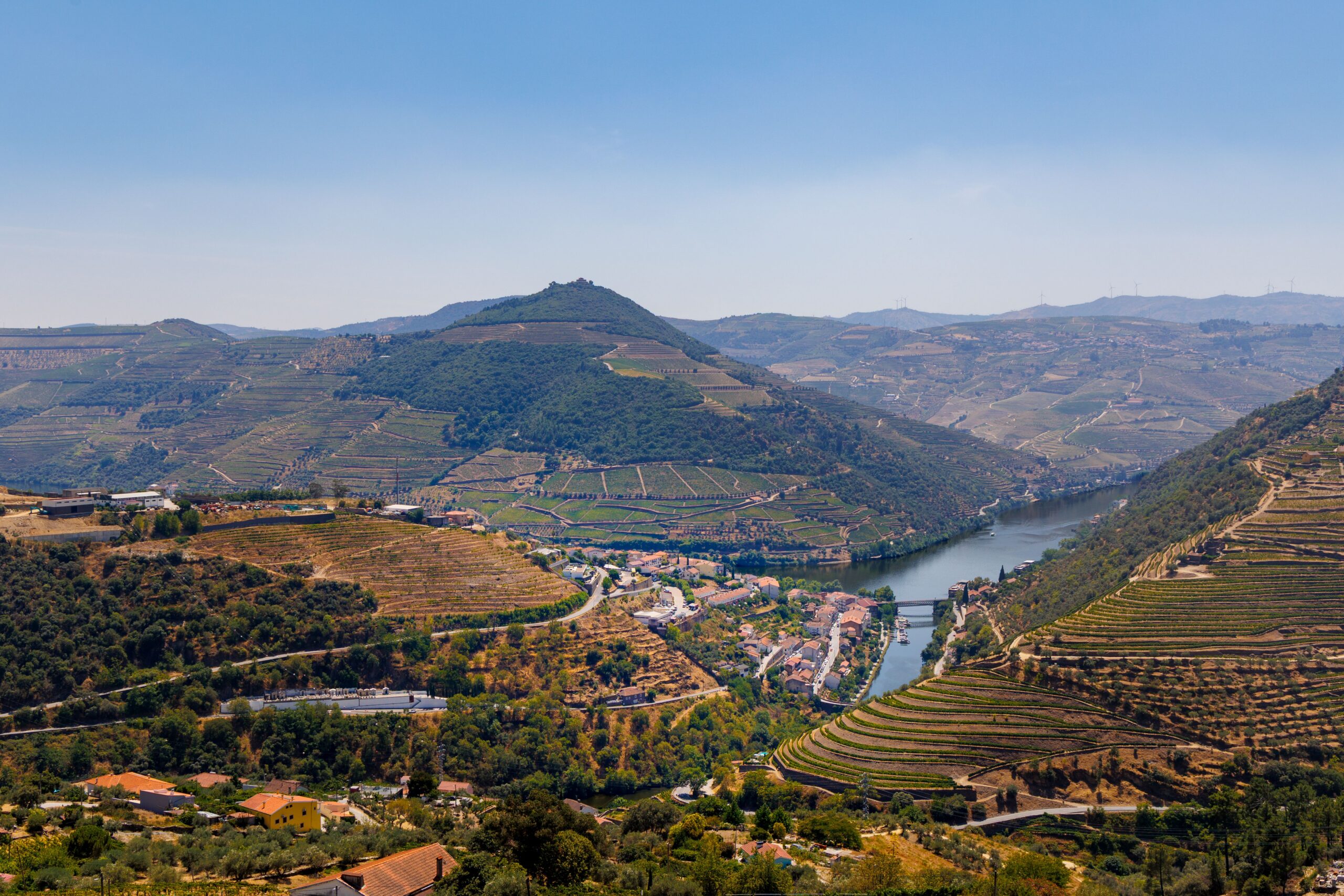 Tarasowe winnice w Dolinie Duero w Portugalii