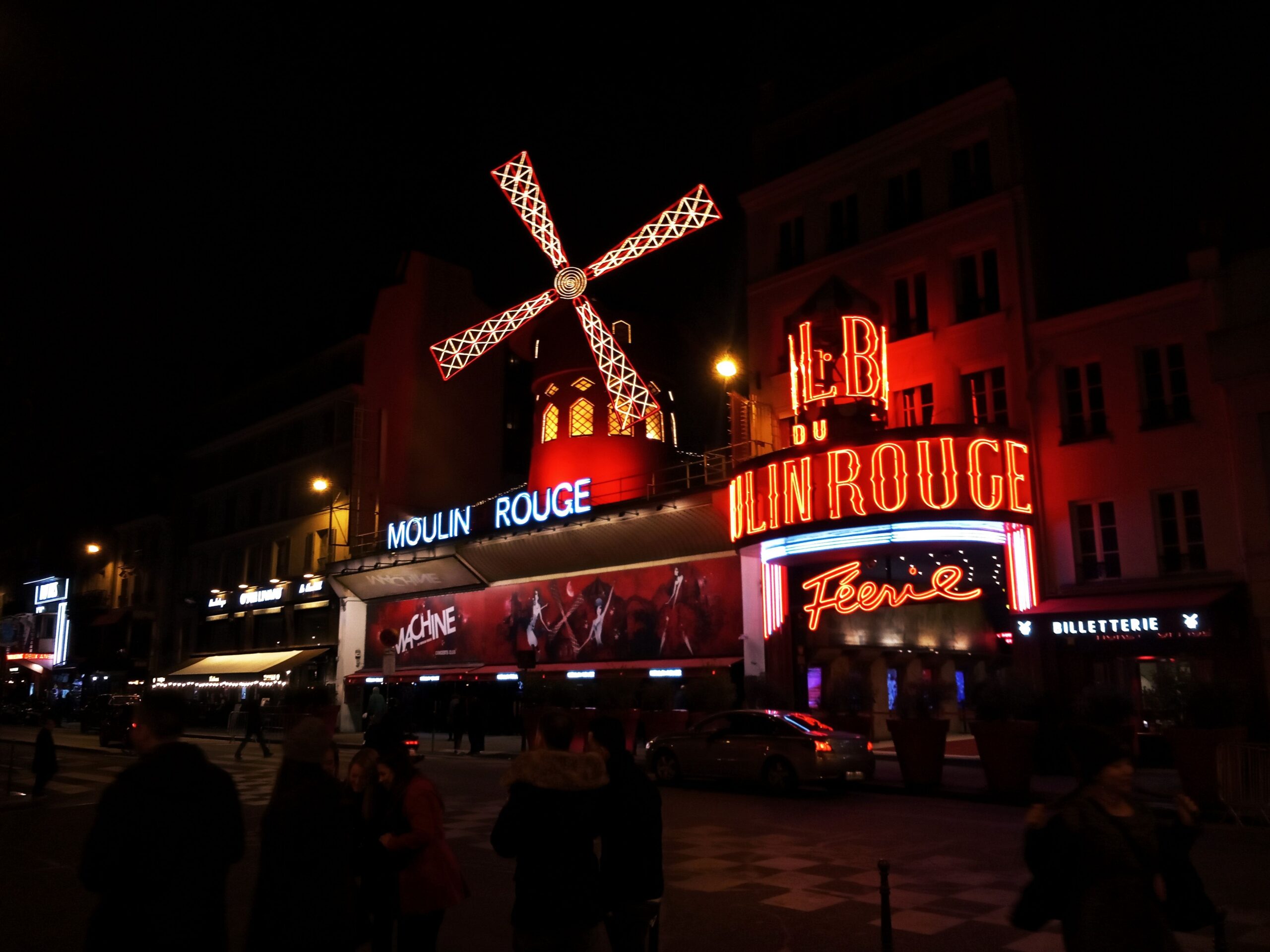 Moulin Rouge w Paryżu